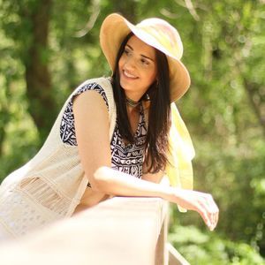 Meet your Posher, Daniella